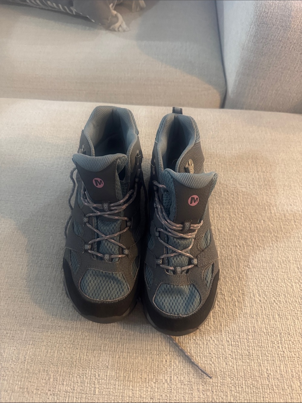 Merrell hiking boots size 5.